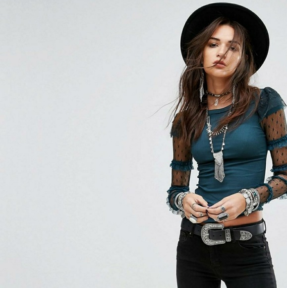 Free People Tops - Free People Kiss Kiss Lace Top